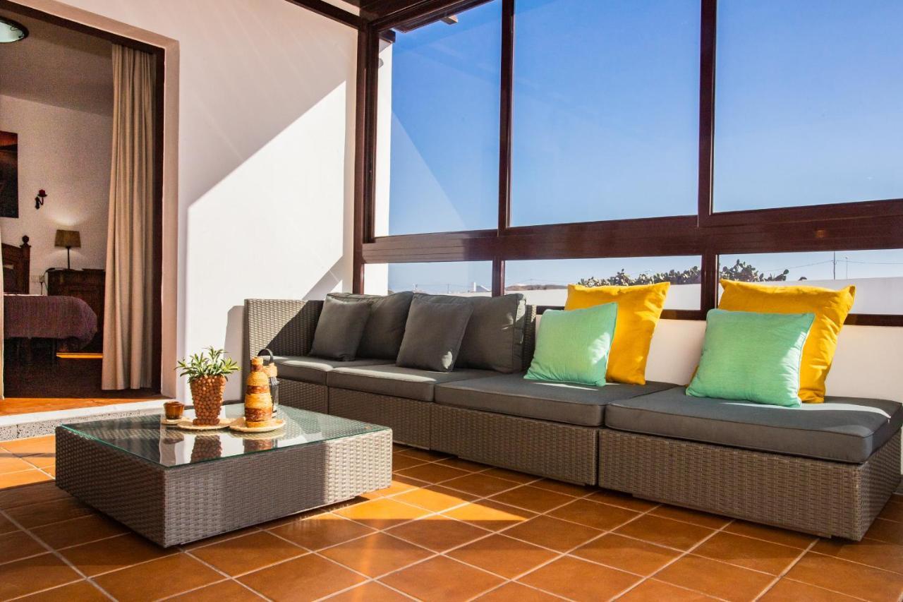 Vil·la Eslanzarote Acoruma House, Super Wifi, Heated Pool *