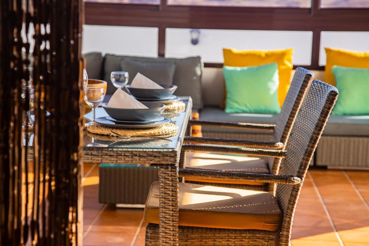 Eslanzarote Acoruma House, Super Wifi, Heated Pool Vil·la *