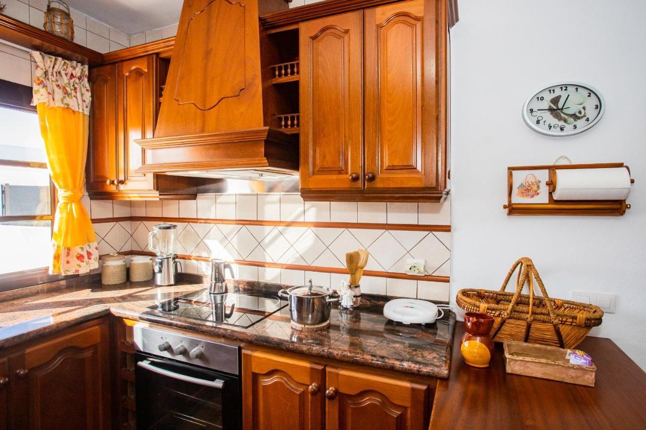 Eslanzarote Acoruma House, Super Wifi, Heated Pool Vil·la *